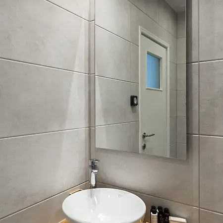 Urban Chic 1Bd Apartment In Hilton District By Upstreet Athens Exterior photo